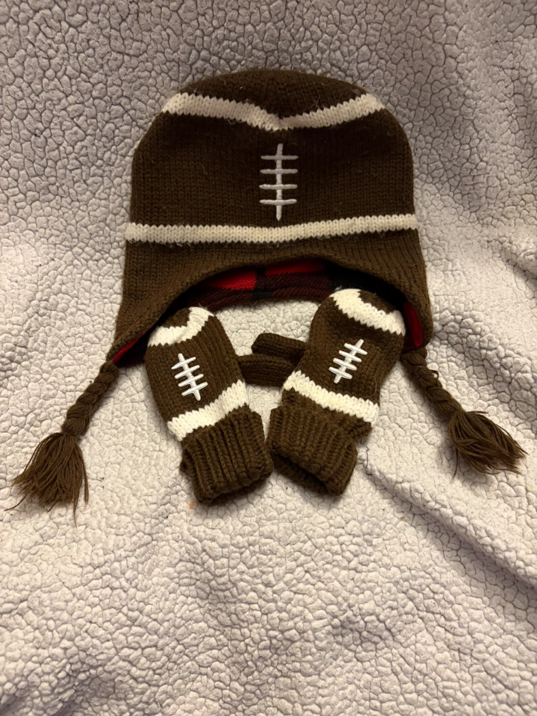 Gap Kids Football Knit Hat and Mitten Set