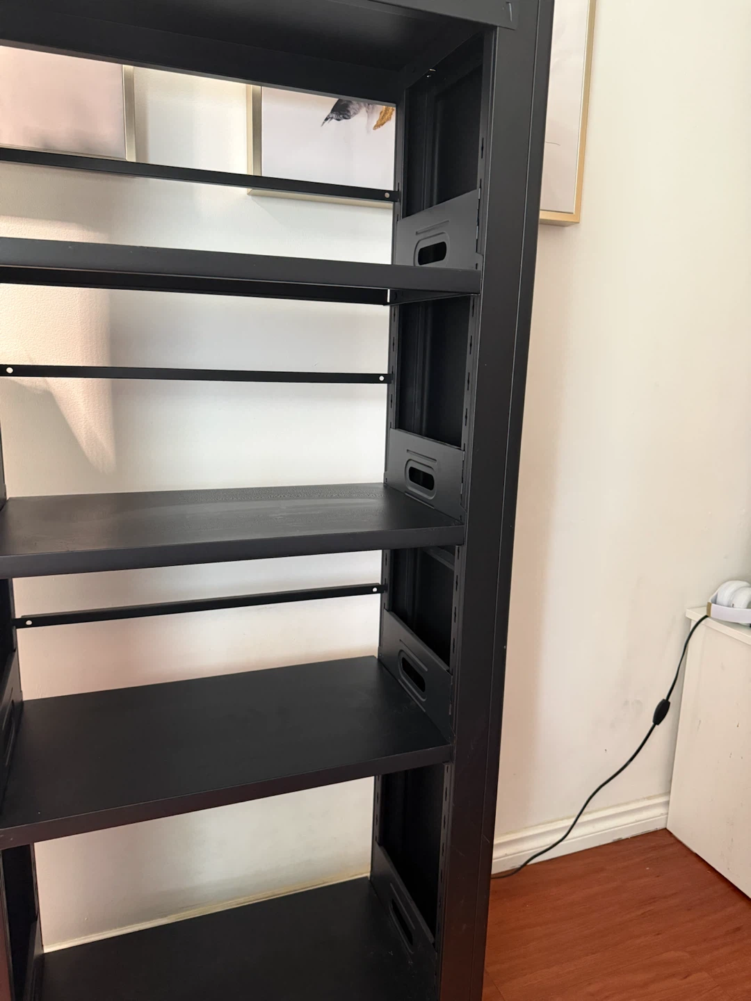 Book shelf or shoe shelf - photo 2