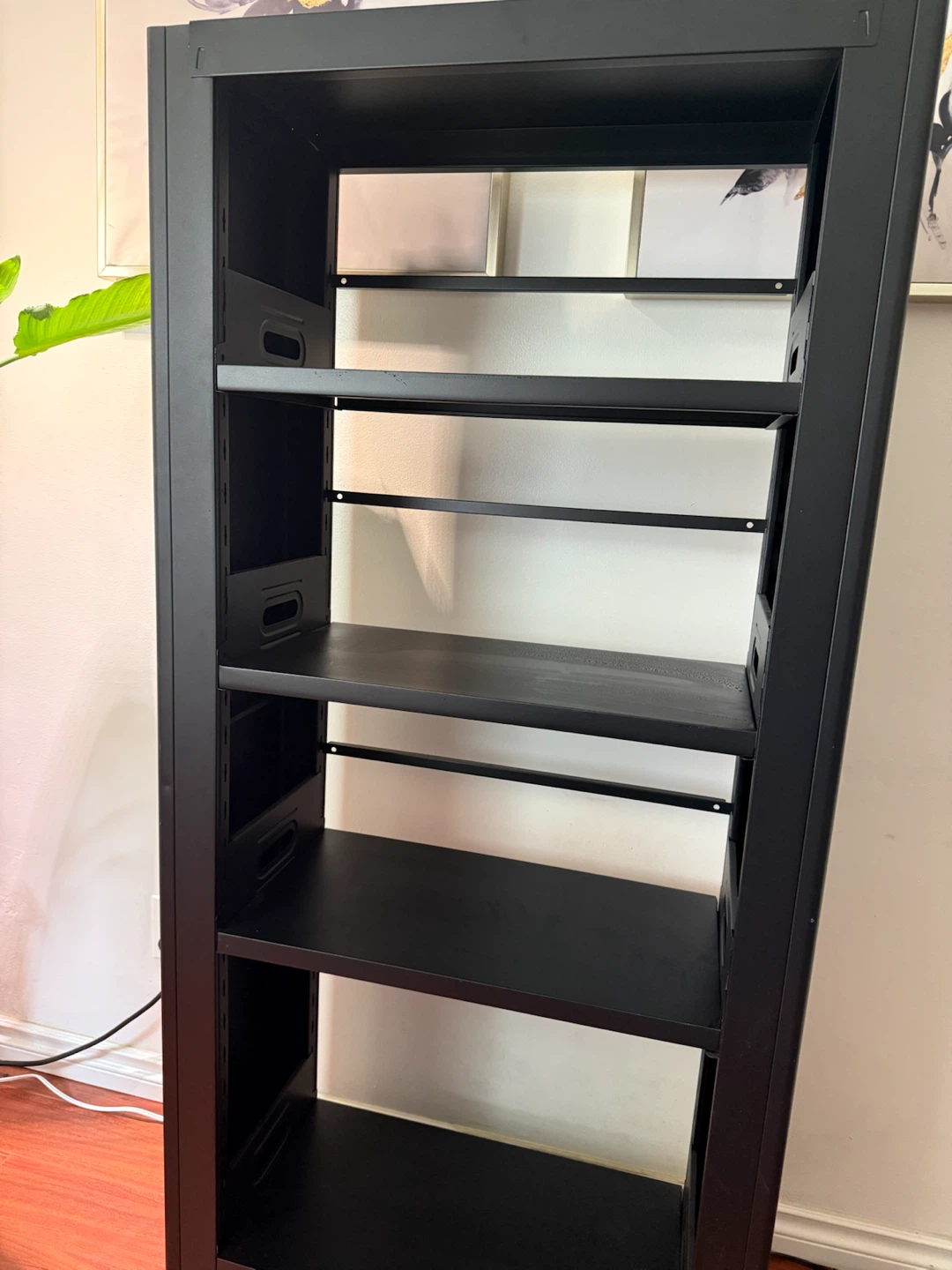 Book shelf or shoe shelf - photo 3