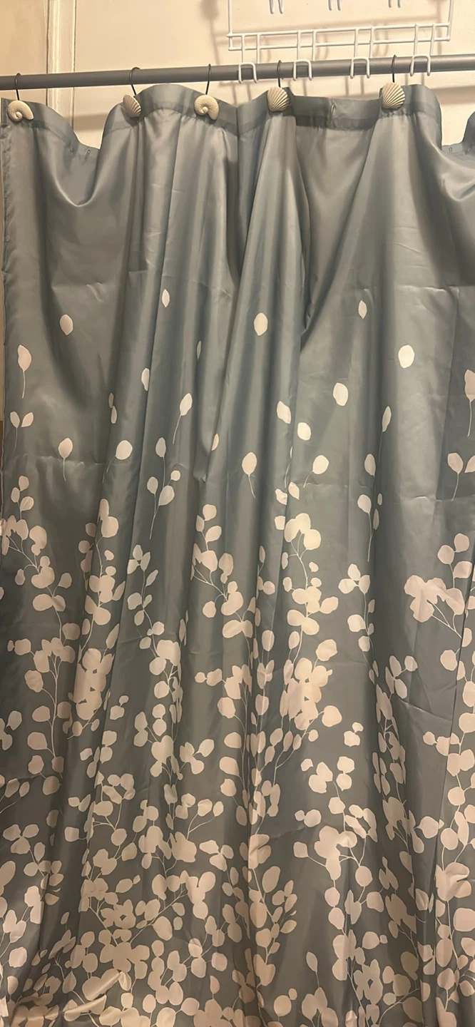 Grey Shower Curtain with White Leaf Pattern - photo 4