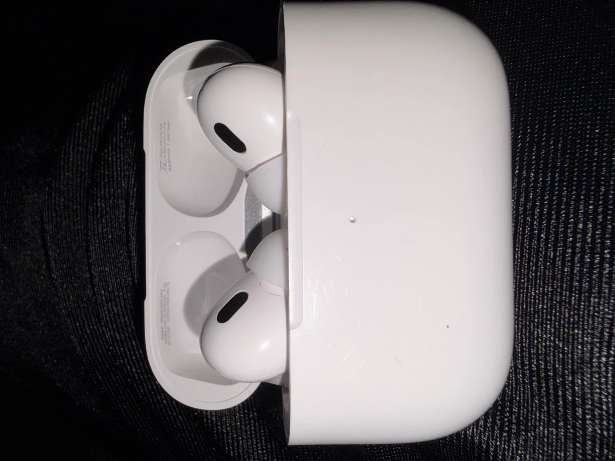 Apple AirPods Pro gen 2 - photo 3
