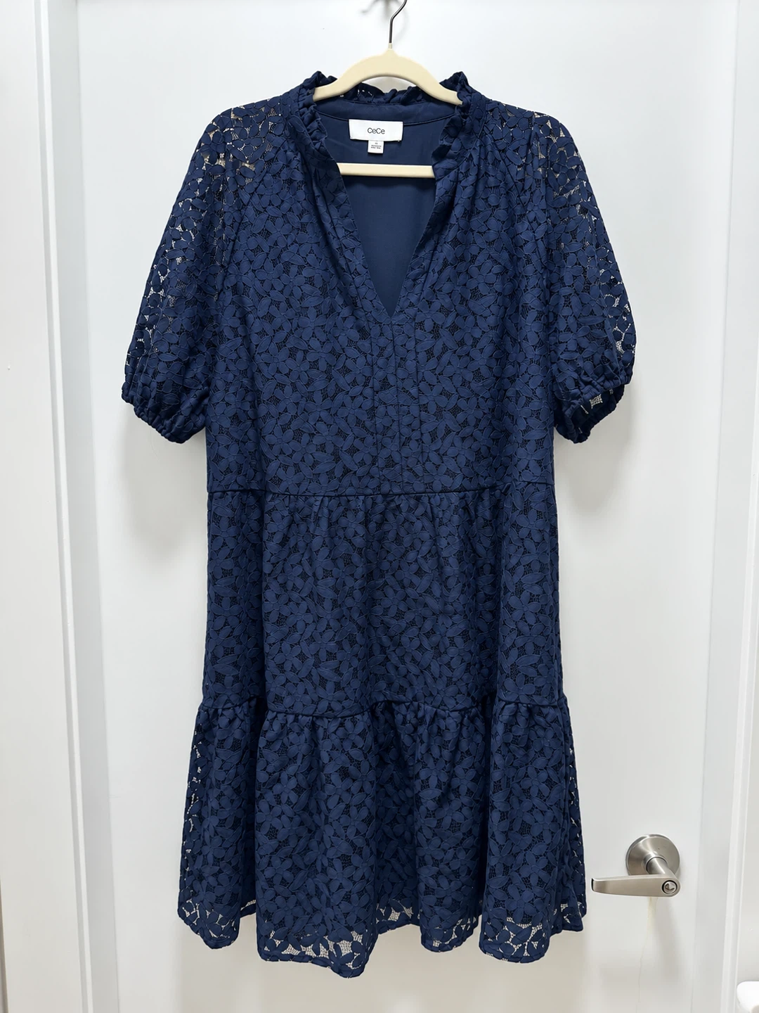 CeCe Navy Lace Tiered Dress XL - BNWT - photo 2