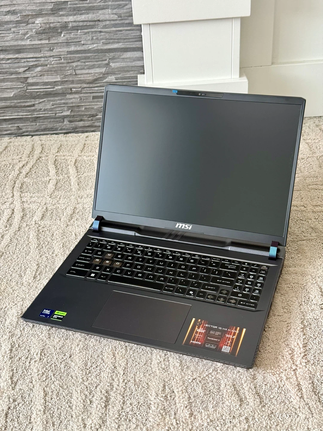 MSI Vector 16 HX AI – RTX 5070 Ti | Ultra 7-255HX Gaming laptop - photo 3