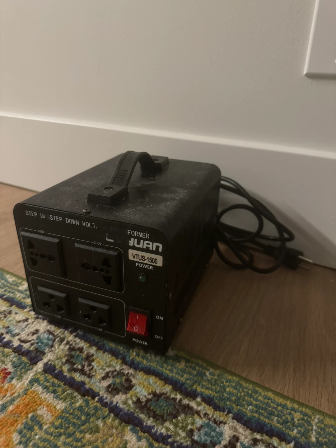 LVYUAN 1500W Voltage Converter Transformer VTUS-1500