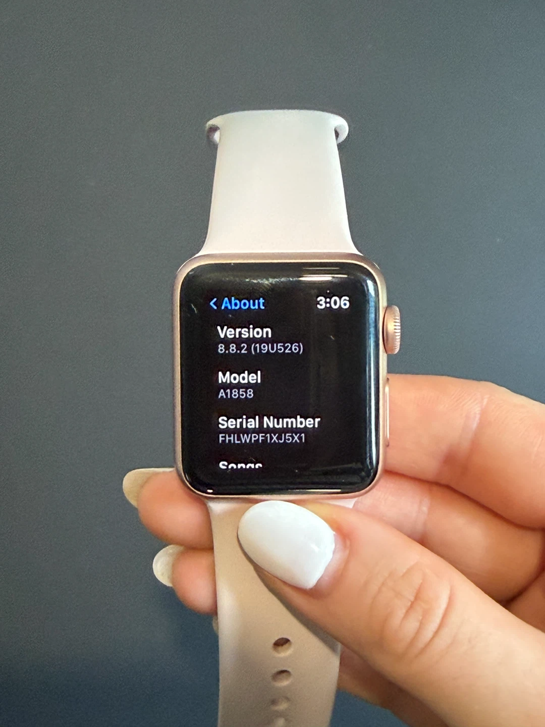 Apple Watch Series 3 – 38mm Rose Gold - photo 4