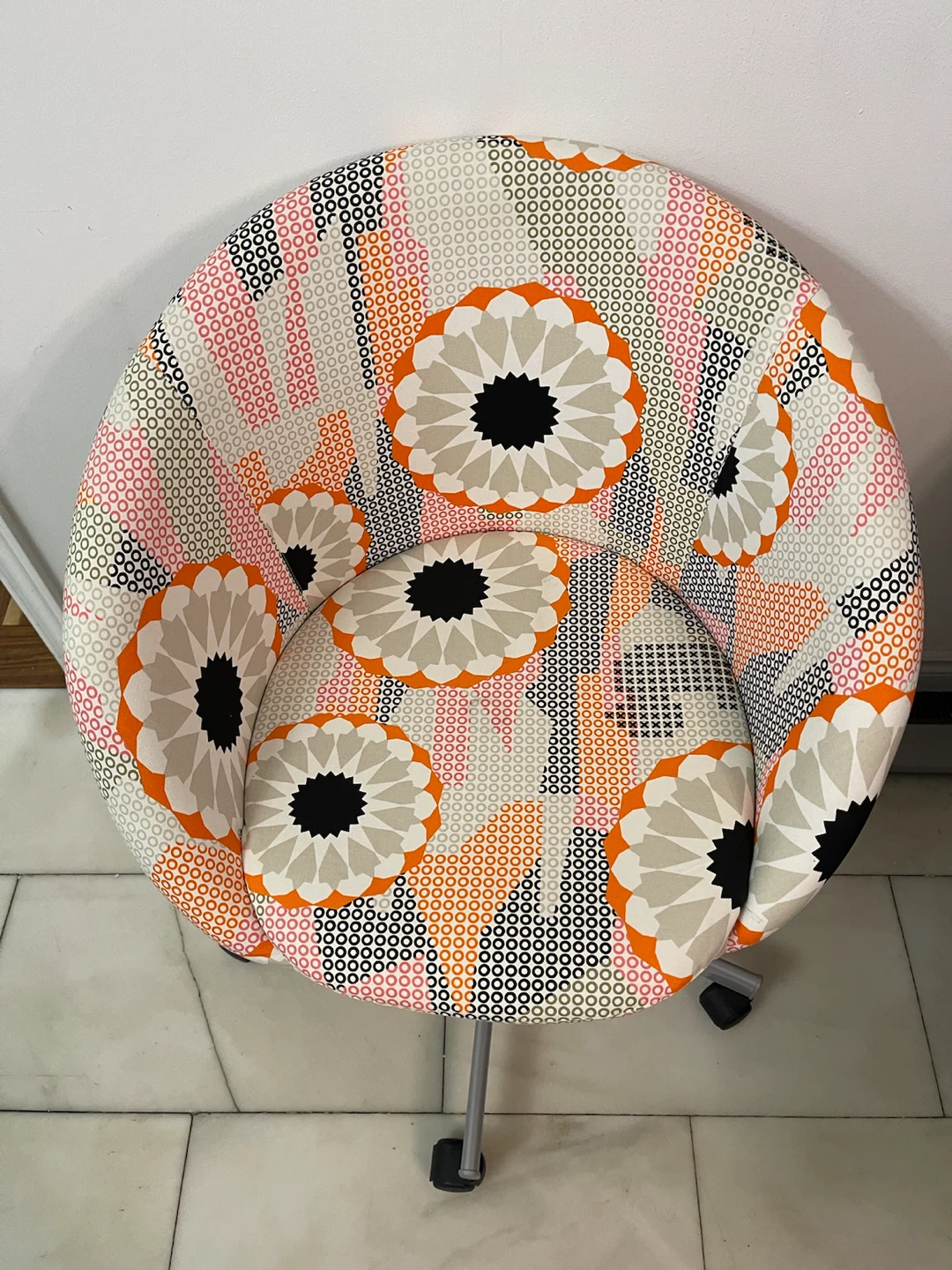 Swivel Chair - Price Negotiable - photo 2