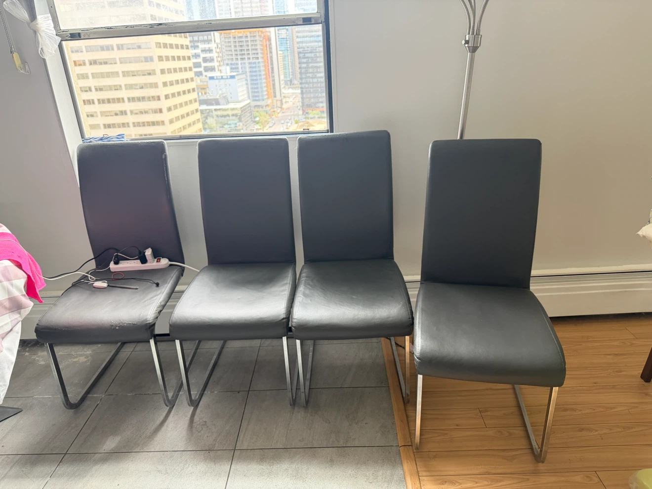 Set of 4 black dining chairs