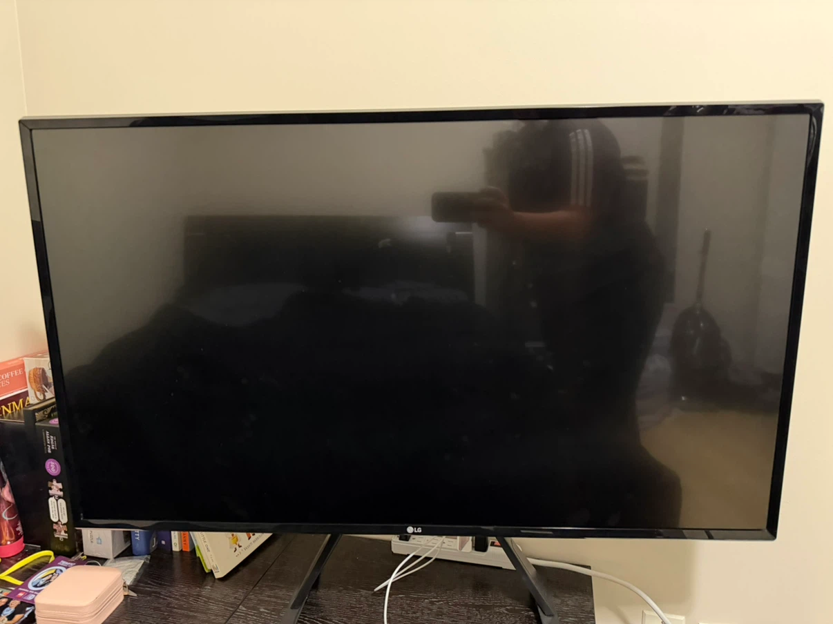 LG 43-inch 4K Smart TV