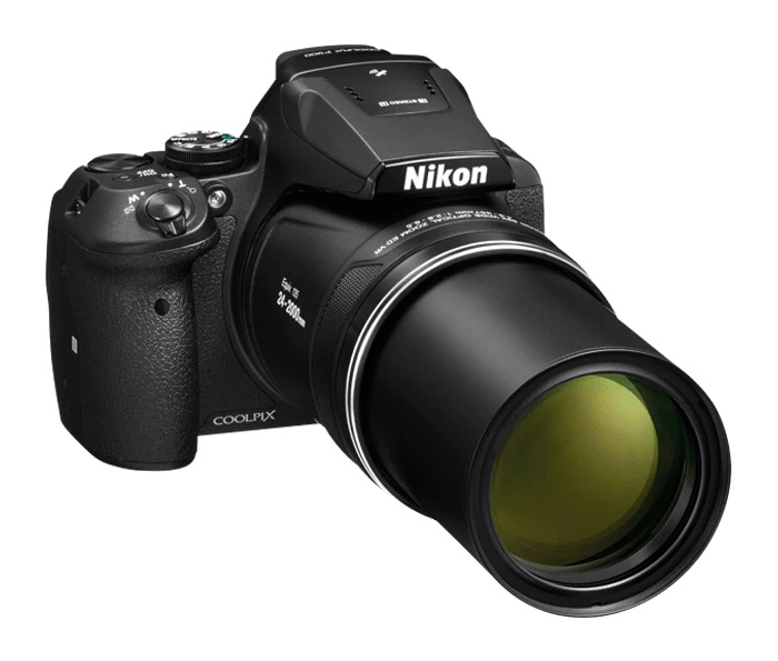 Nikon Coolpix P900 Camera with travel bag and a free Macro lens.
