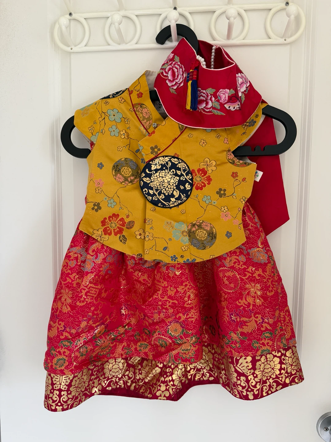 Yedam Traditional Korean Hanbok Set