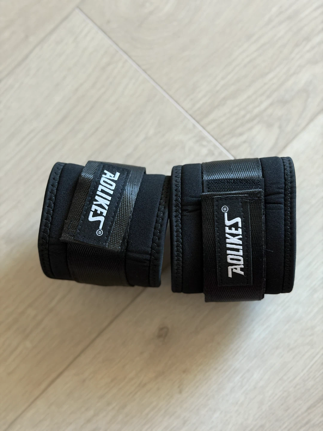 AOLIKES Ankle Straps for Cable Machines