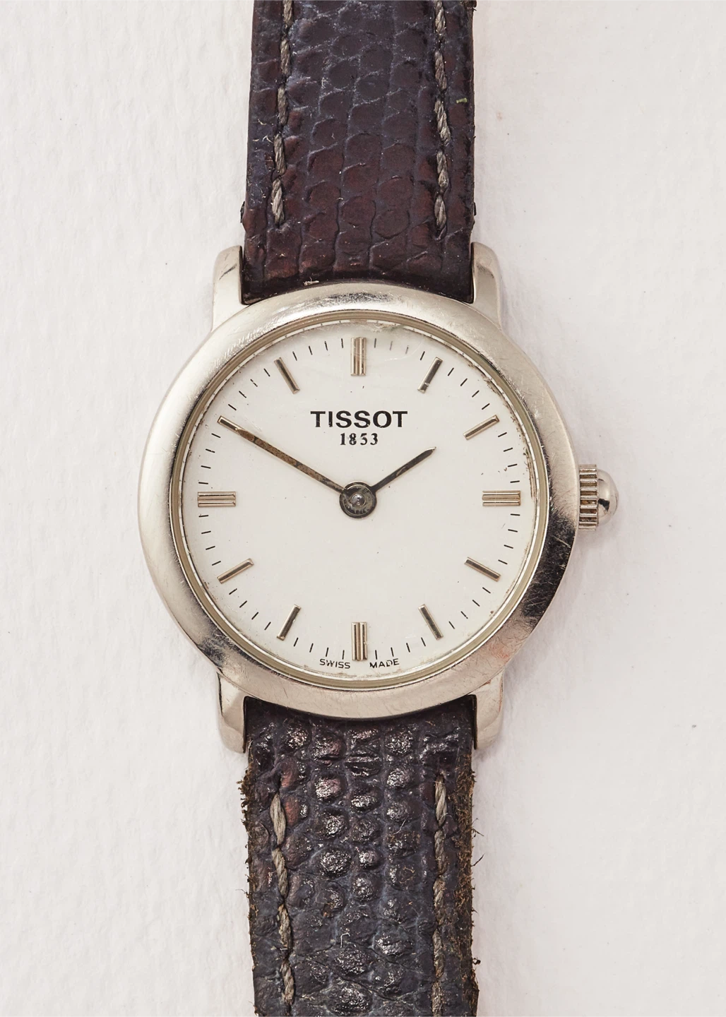 Vintage Tissot 1853 Ladies Swiss Quartz Watch (Ref. C226K) - photo 2