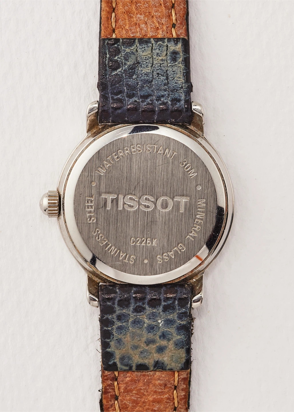 Vintage Tissot 1853 Ladies Swiss Quartz Watch (Ref. C226K) - photo 3