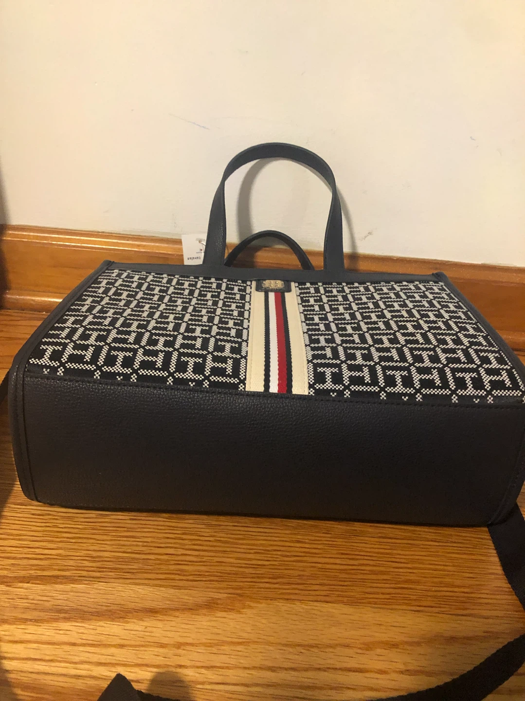 Tommy Hilfiger Monogram Tote Bag - photo 3