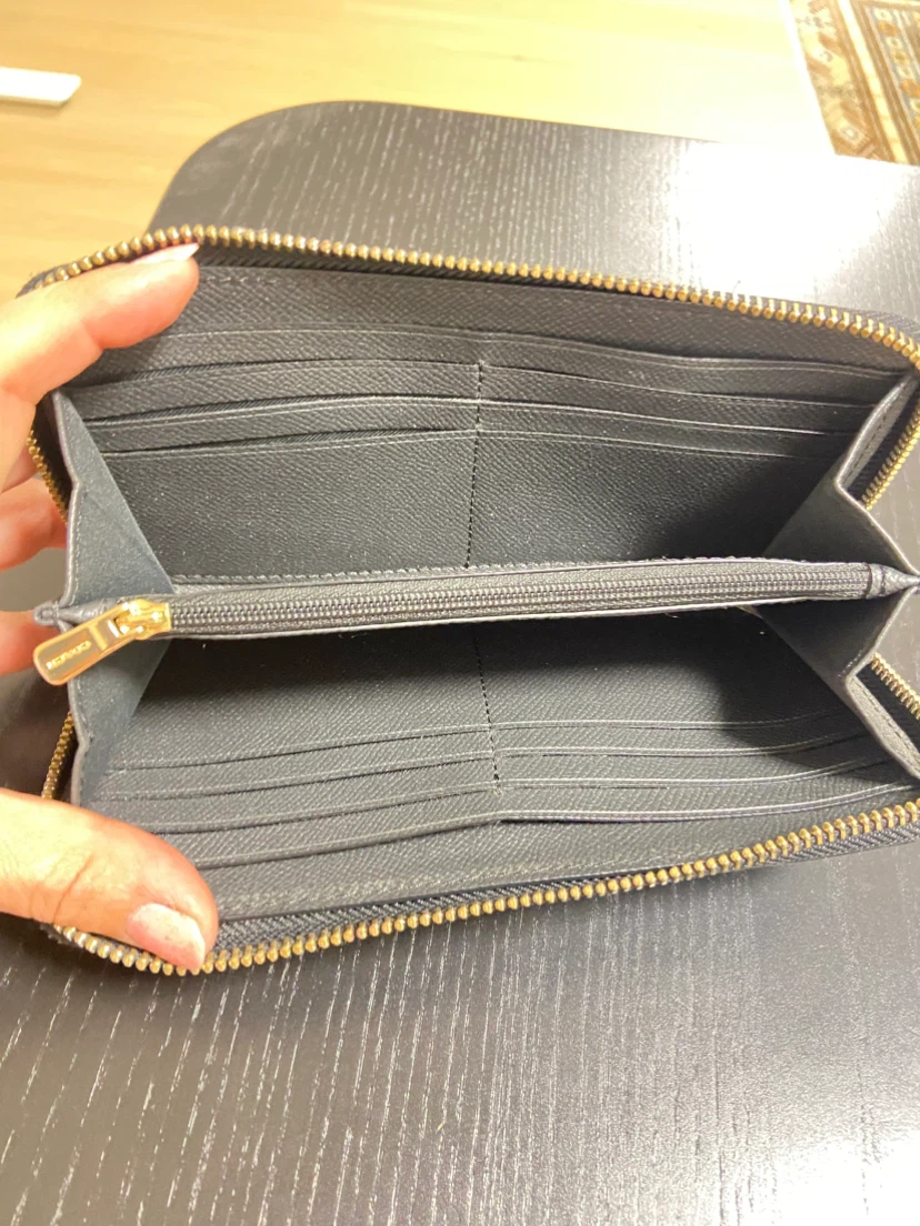 Coach Black Zip-Around Wallet - photo 3