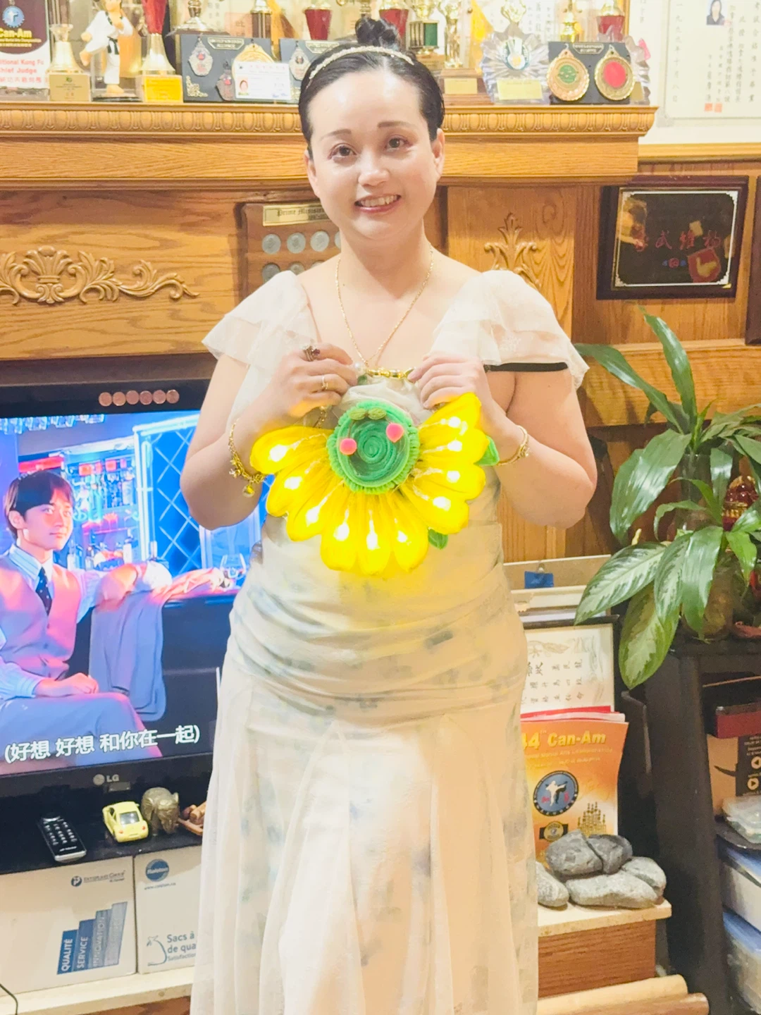 Decorative Sunflower Handbag - photo 5