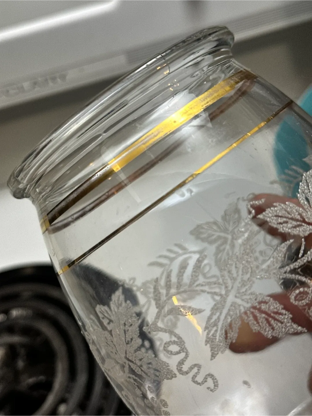 Vtg Bartlett Collins Etched Grapevine Glass Jar 6.25” - photo 4