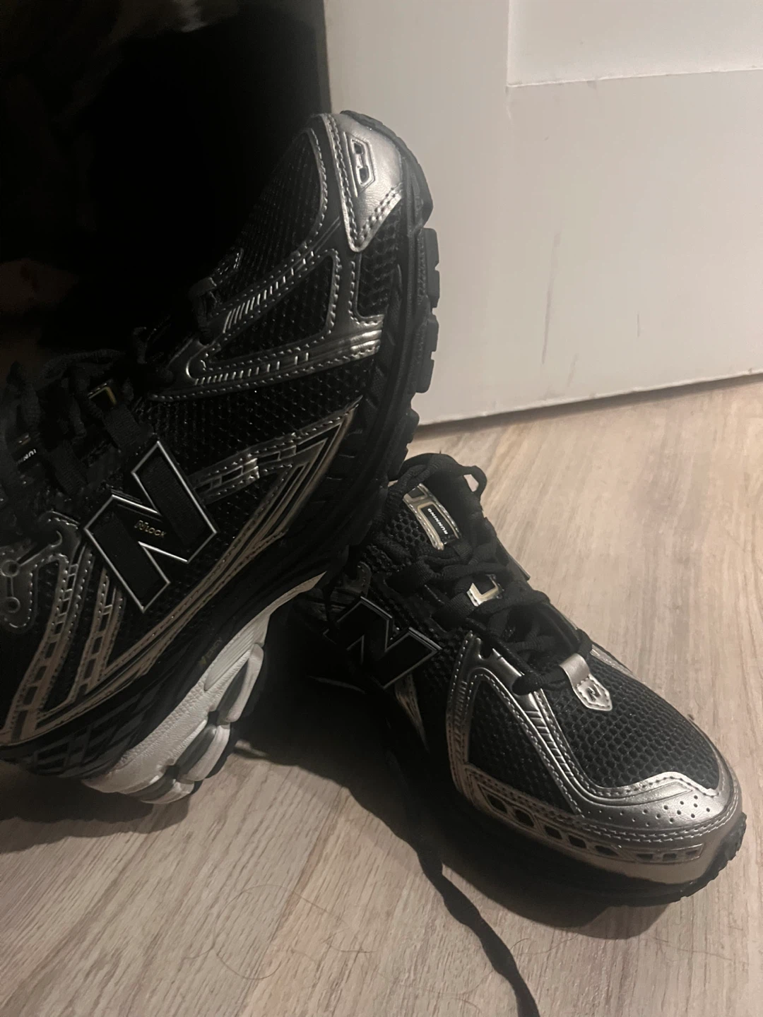 New Balance Black and Silver Running Sneakers - photo 2