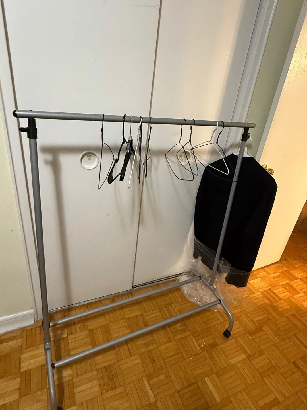 Single Rod Garment Rack
