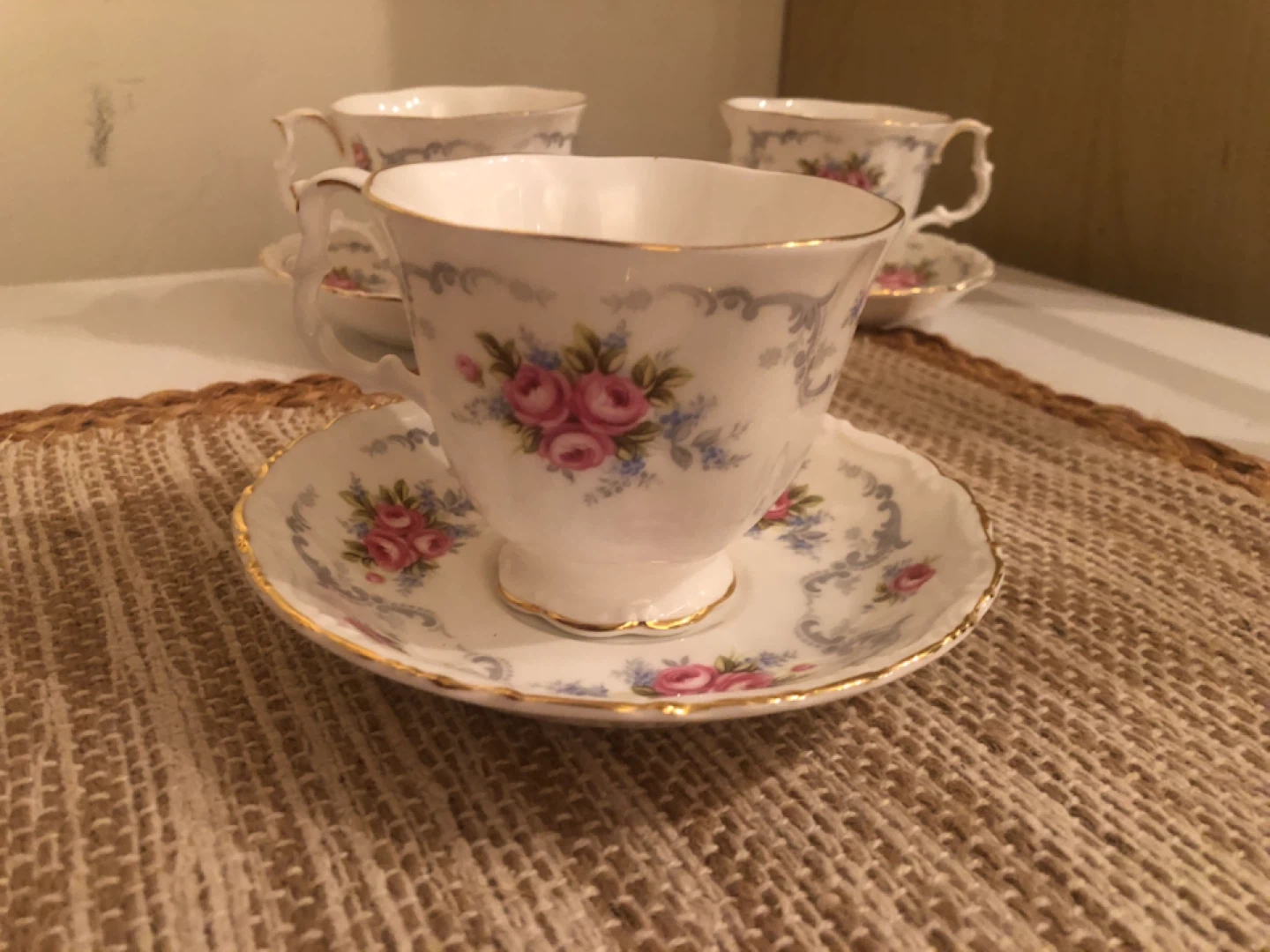 Royal Albert Tea Cup and Saucer - photo 2