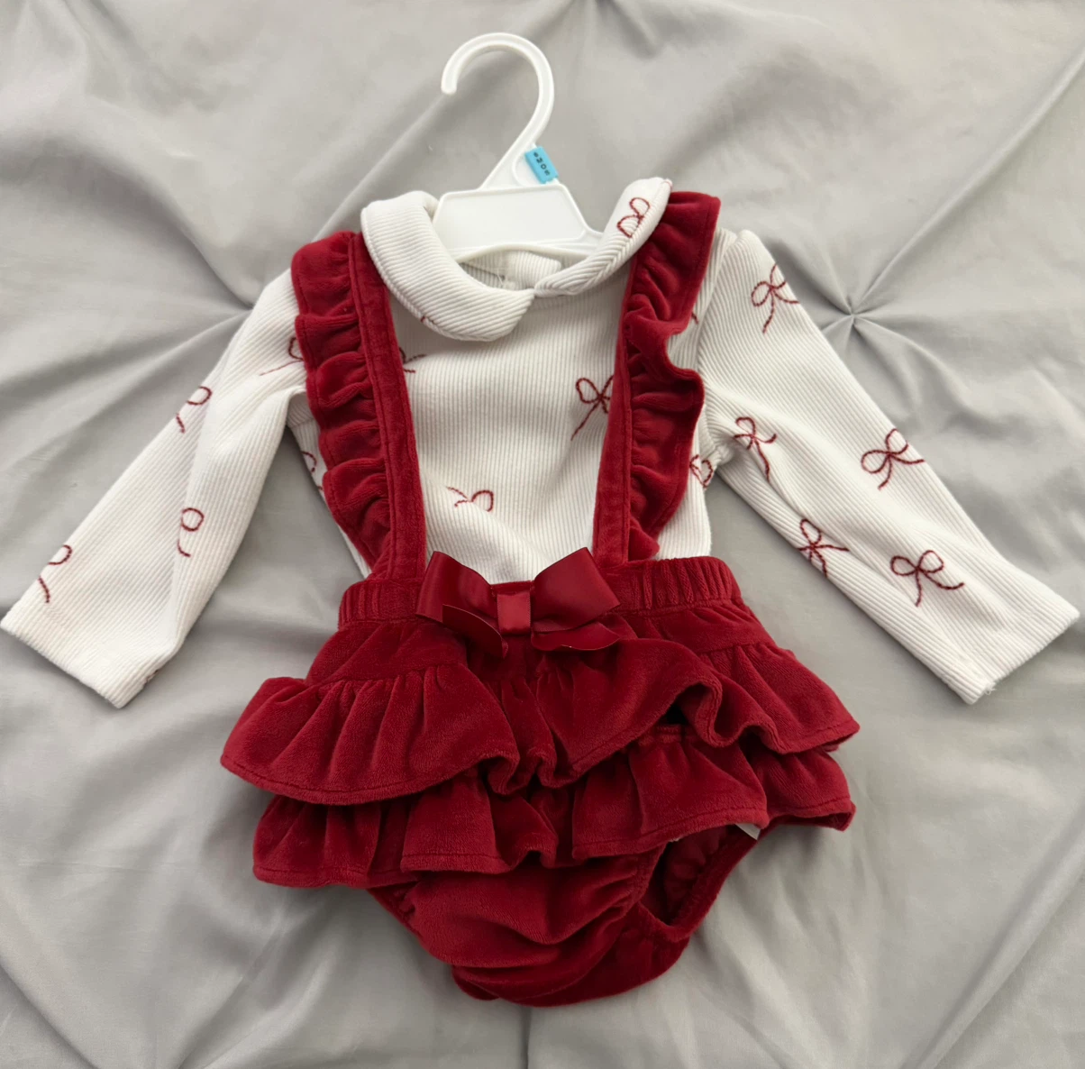 Baby girl ruffled Christmas Outfit