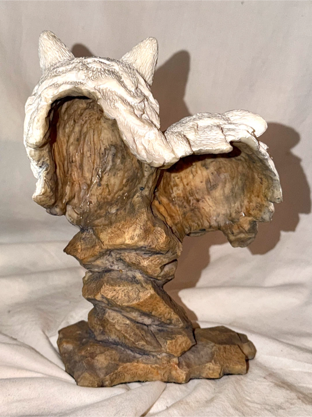 Wolf Pair Figurine - photo 3