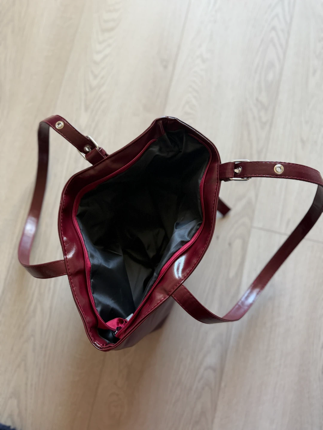 red Shoulder Bag - photo 3
