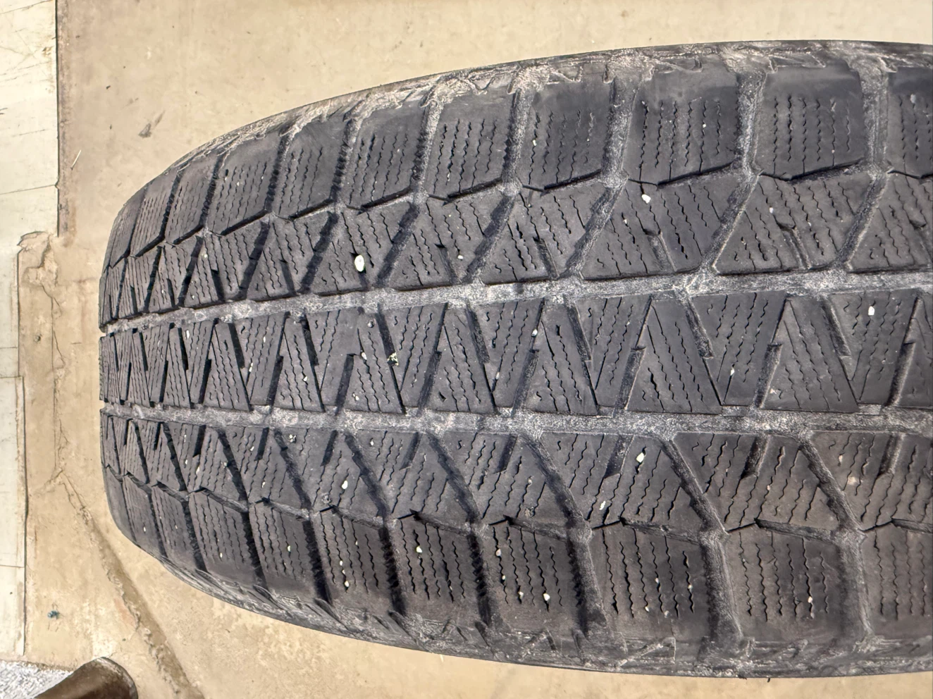 Bridgestone Blizzak 205/60R16 Winter Tires - photo 5