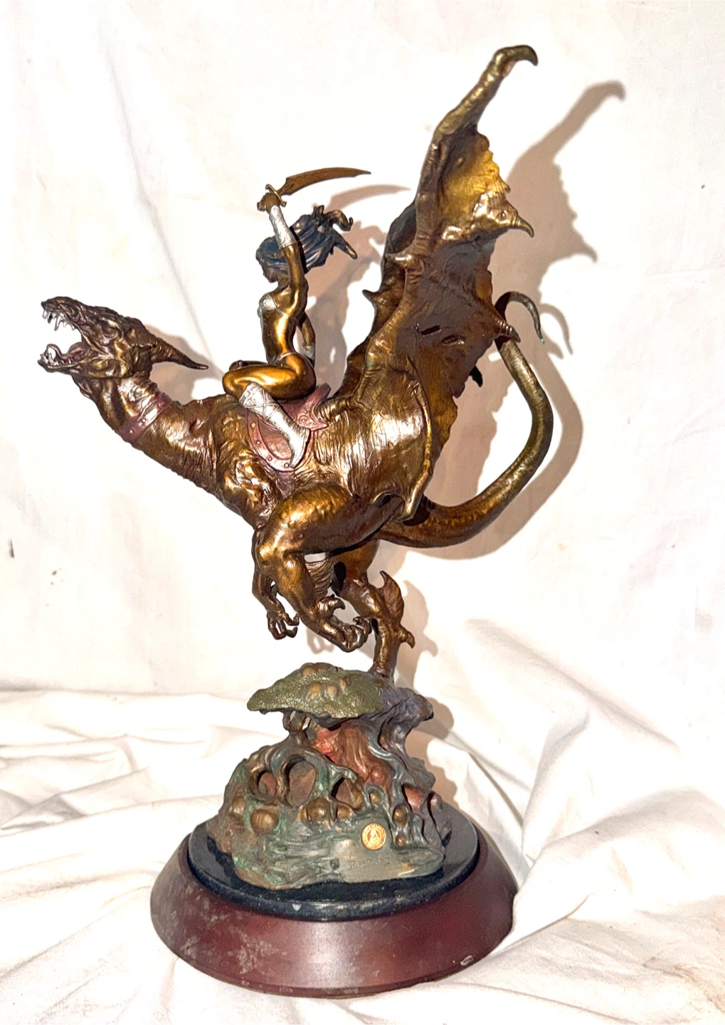 Maiden of the Golden Sword Statue Boris Vallejo - photo 2