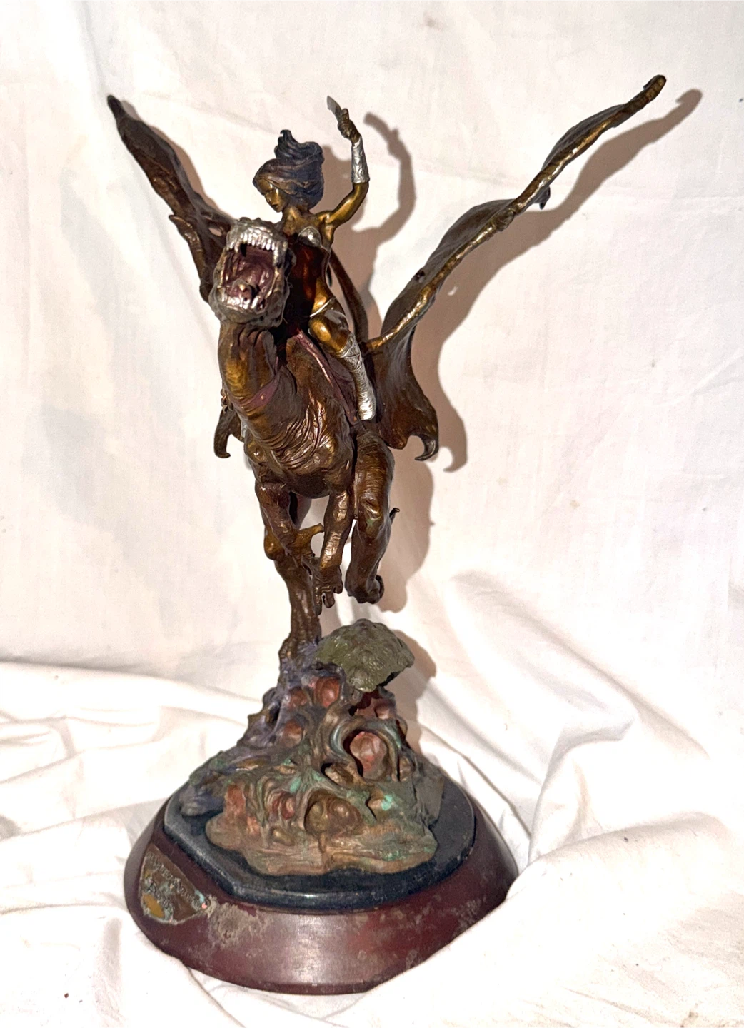 Maiden of the Golden Sword Statue Boris Vallejo - photo 4