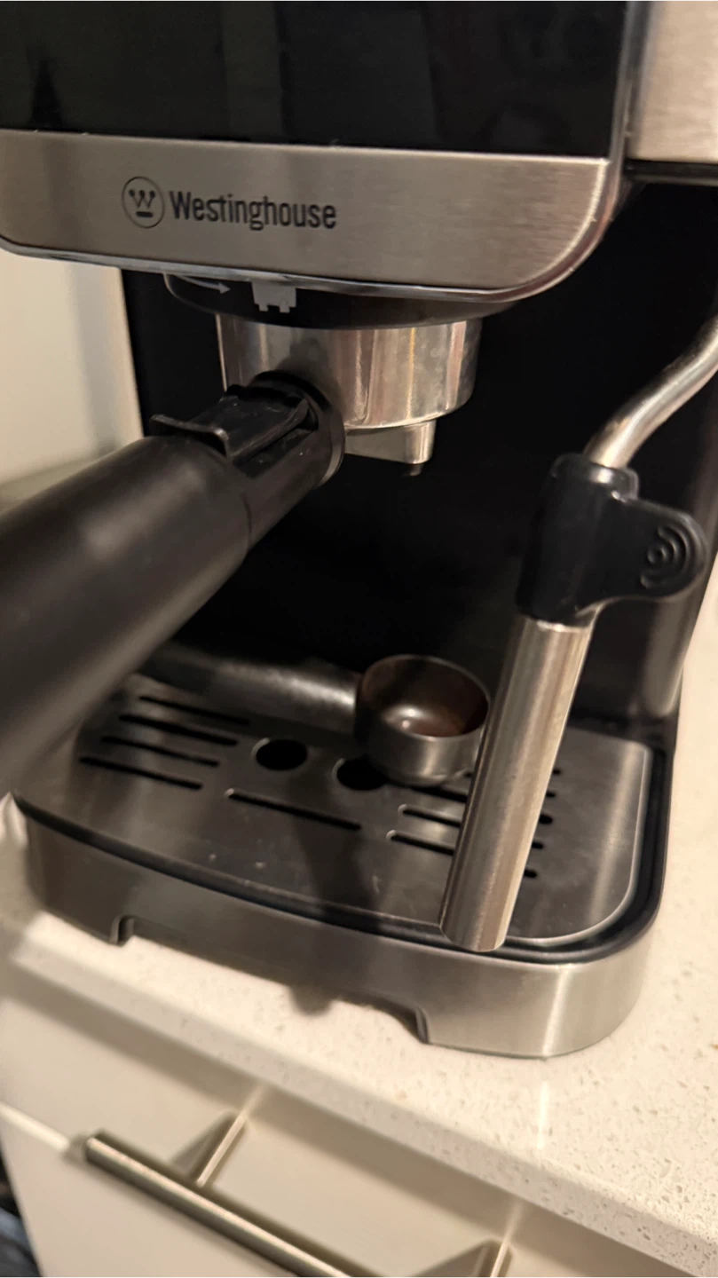 Westinghouse 20-Bar Espresso Machine - photo 4