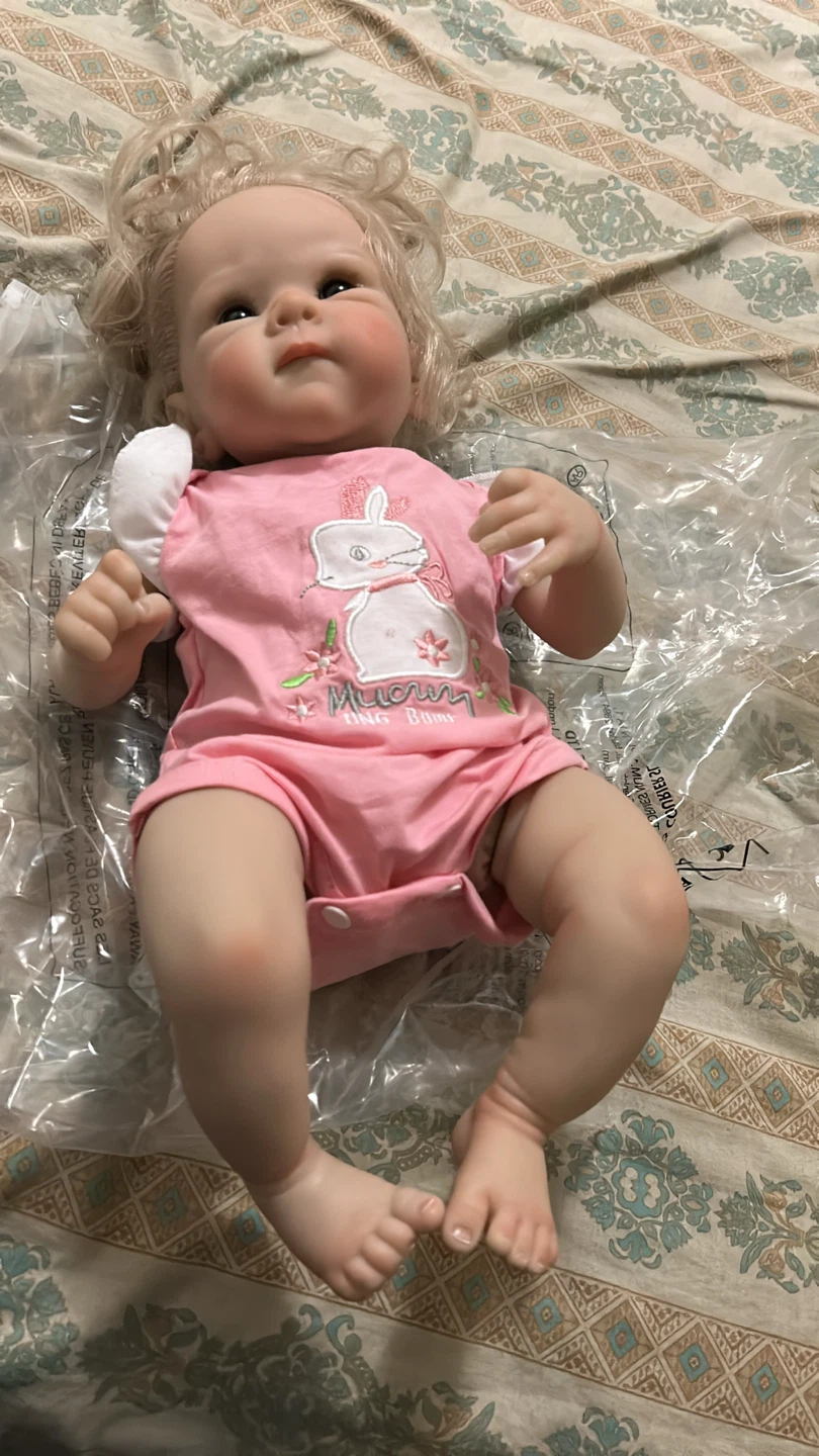 Brand New-Lifelike Reborn Baby Doll With All  new Accessories