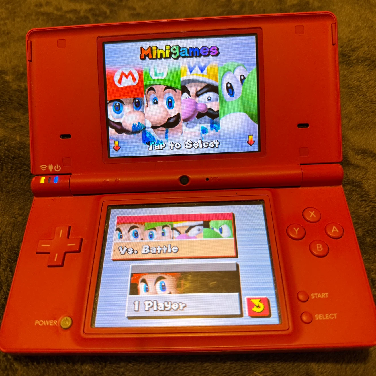 Nintendo DSi Red with New Super Mario Bros - photo 2