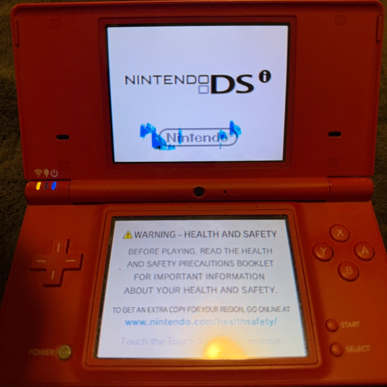 Nintendo DSi Red with New Super Mario Bros - photo 3