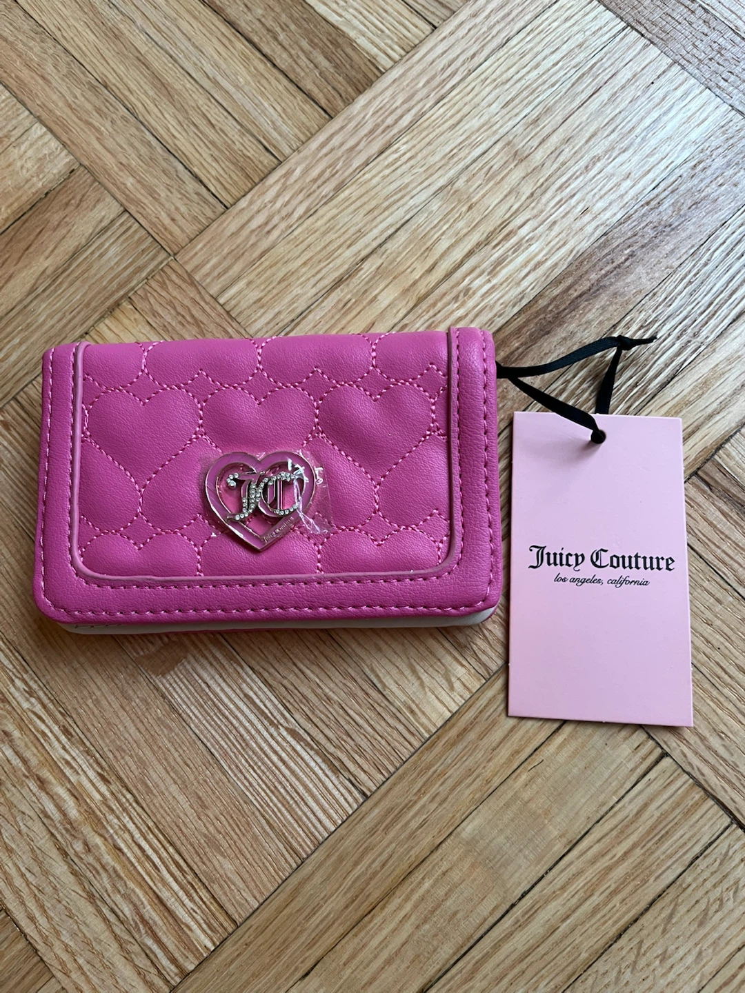 Juicy Couture Flawless Heart Quilted Bifold Wallet NWT - photo 3