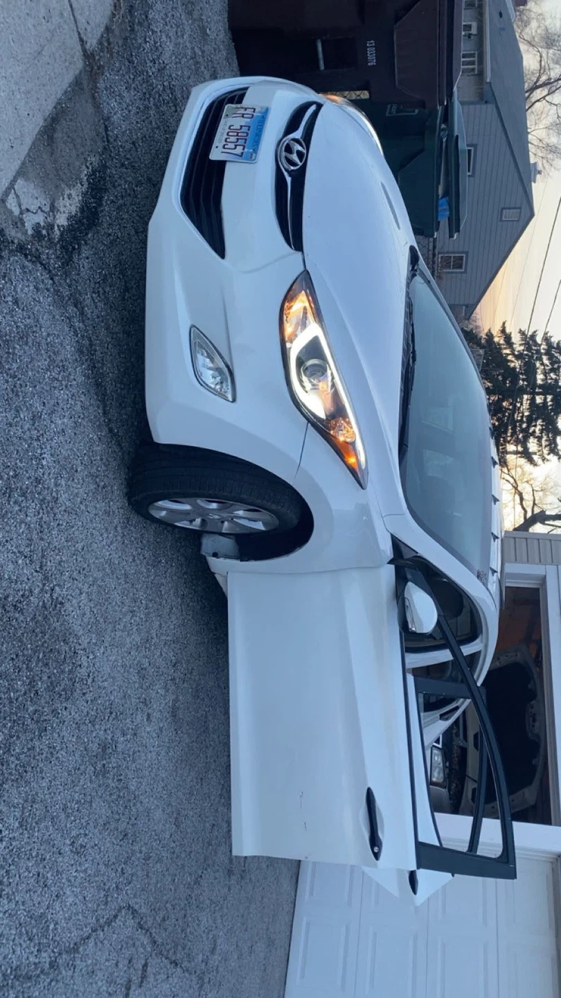 White Hyundai Sedan - photo 2
