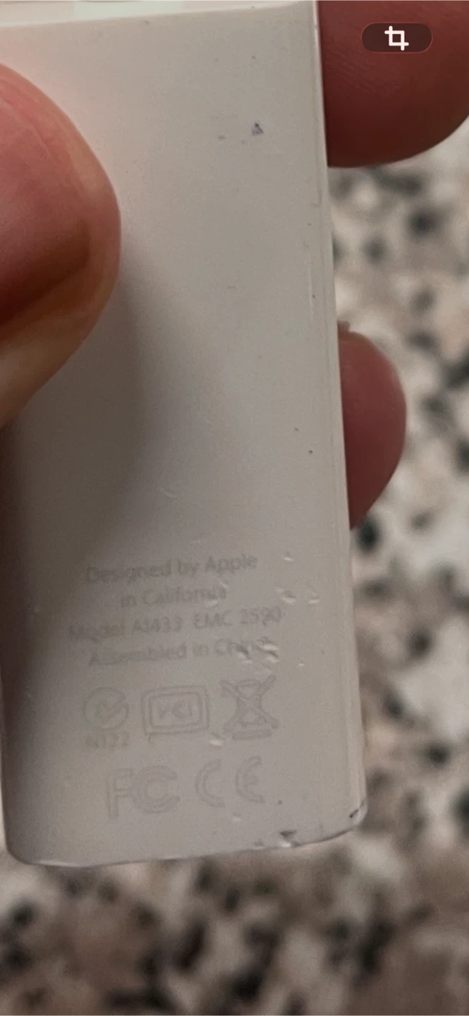 Apple Thunderbolt to Gigabit Ethernet Adapter - photo 2