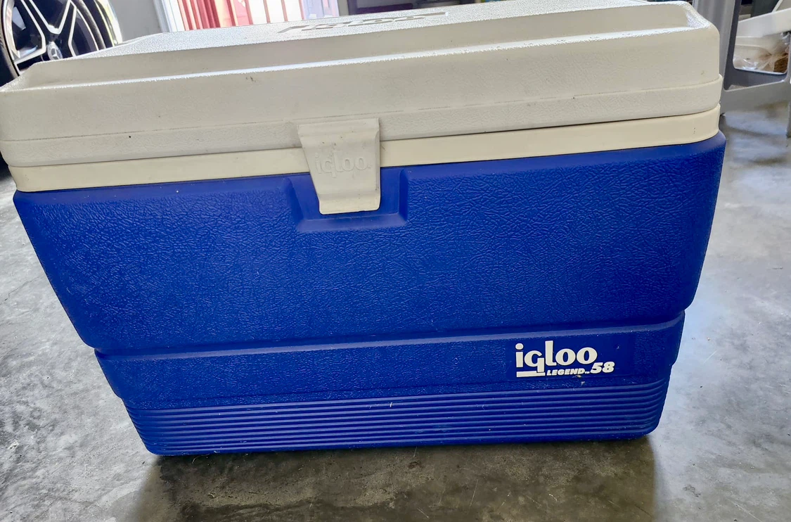 Igloo Legend 58 Cooler - photo 2