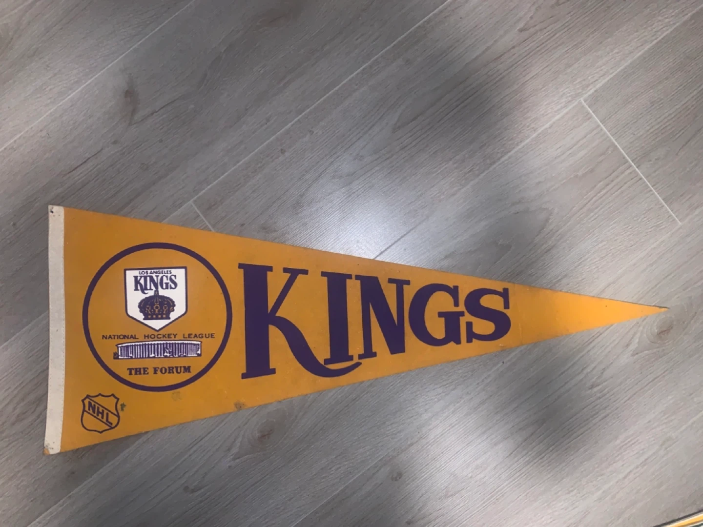 Vintage Los Angeles Kings NHL Pennant