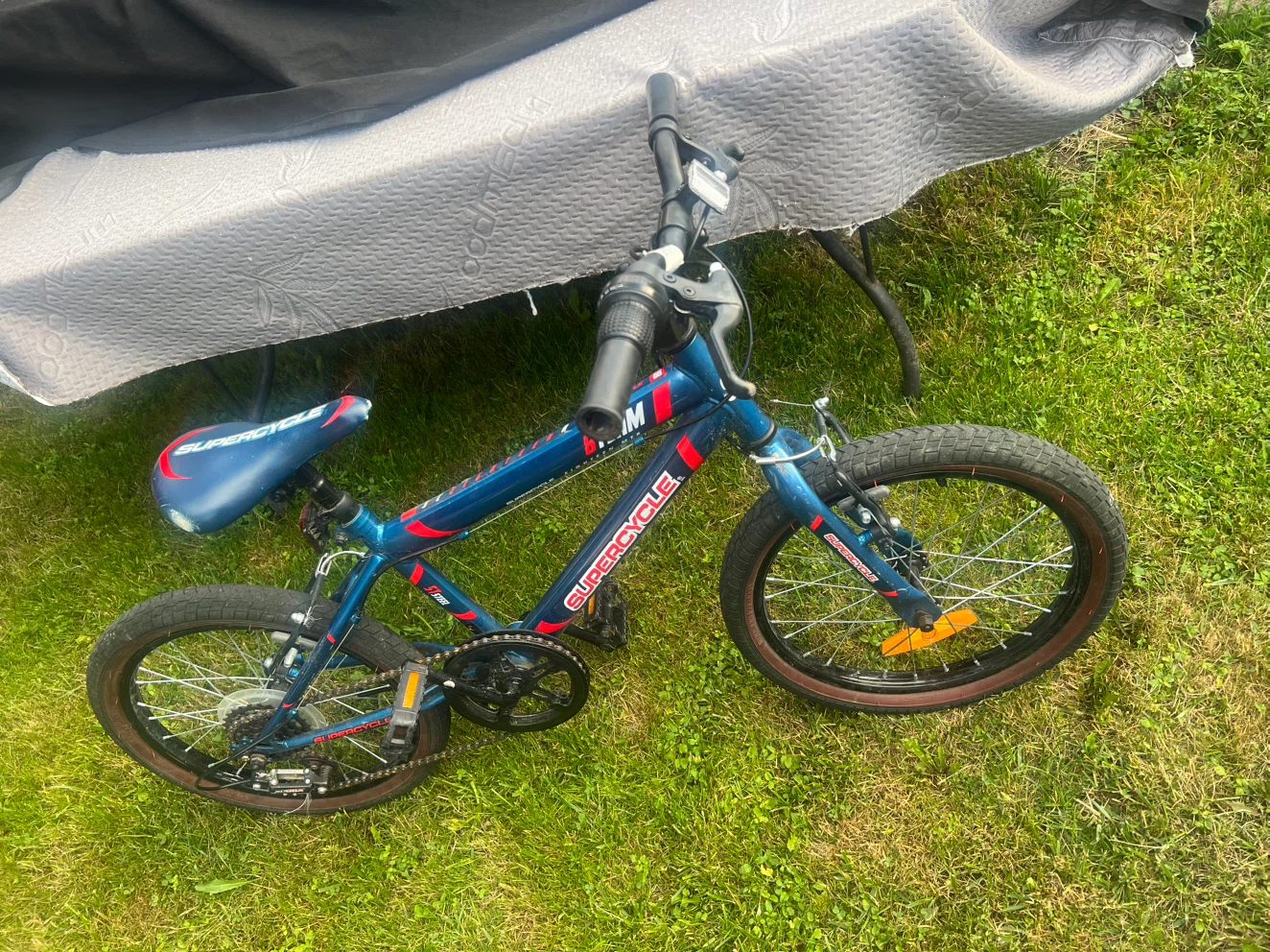 Supercycle B-Team 18-inch Kids Bicycle - photo 3