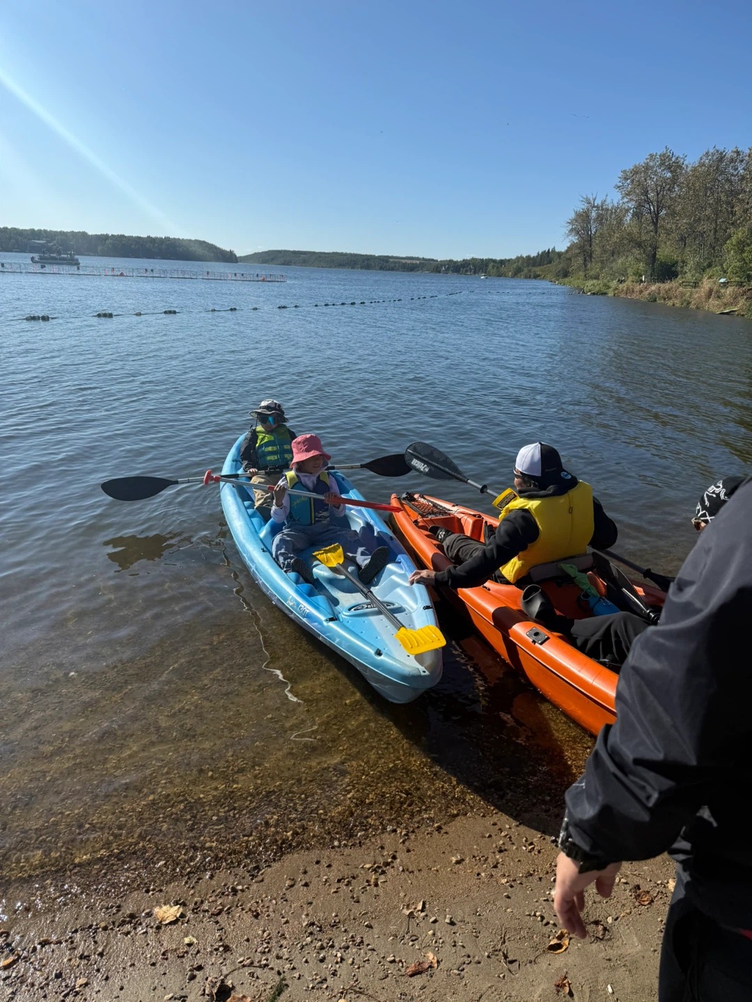 For rent Pelican 2-Person Kayak with Paddles - photo 3