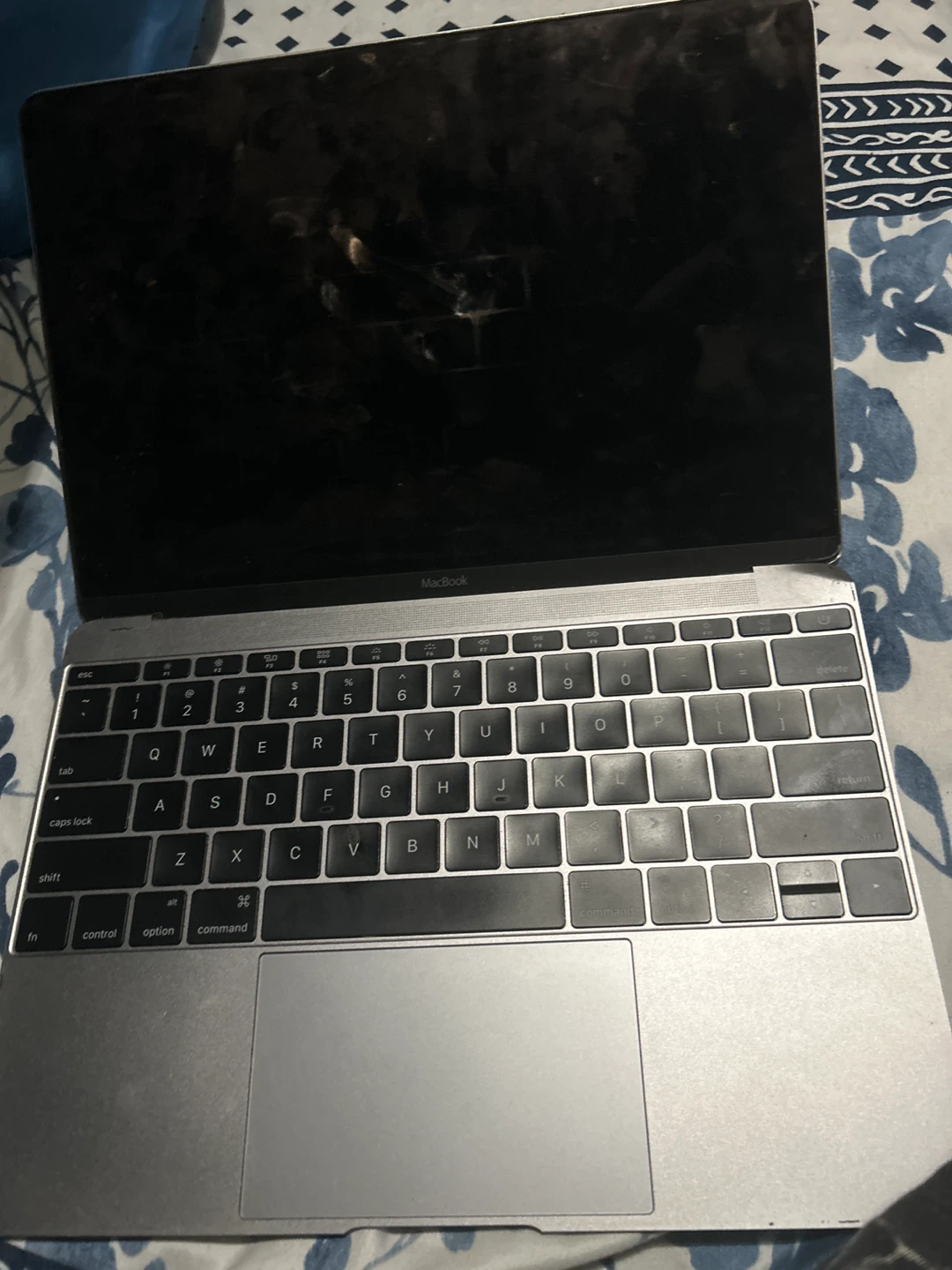 2016 Apple MacBook screen broken Everything else works fine - photo 5