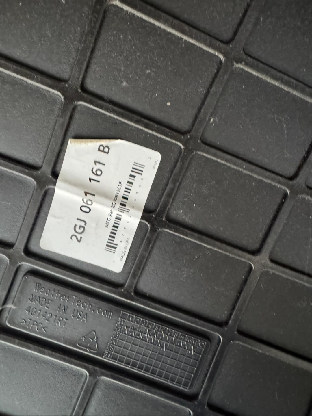 VW Taos MuddyBuddy Black Cargo Liner - photo 2