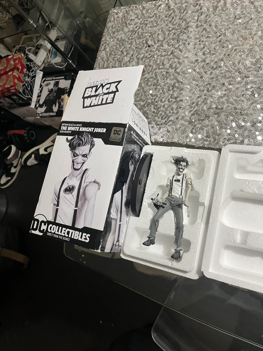 DC Collectibles Batman Black & White The White Knight Joker - photo 4