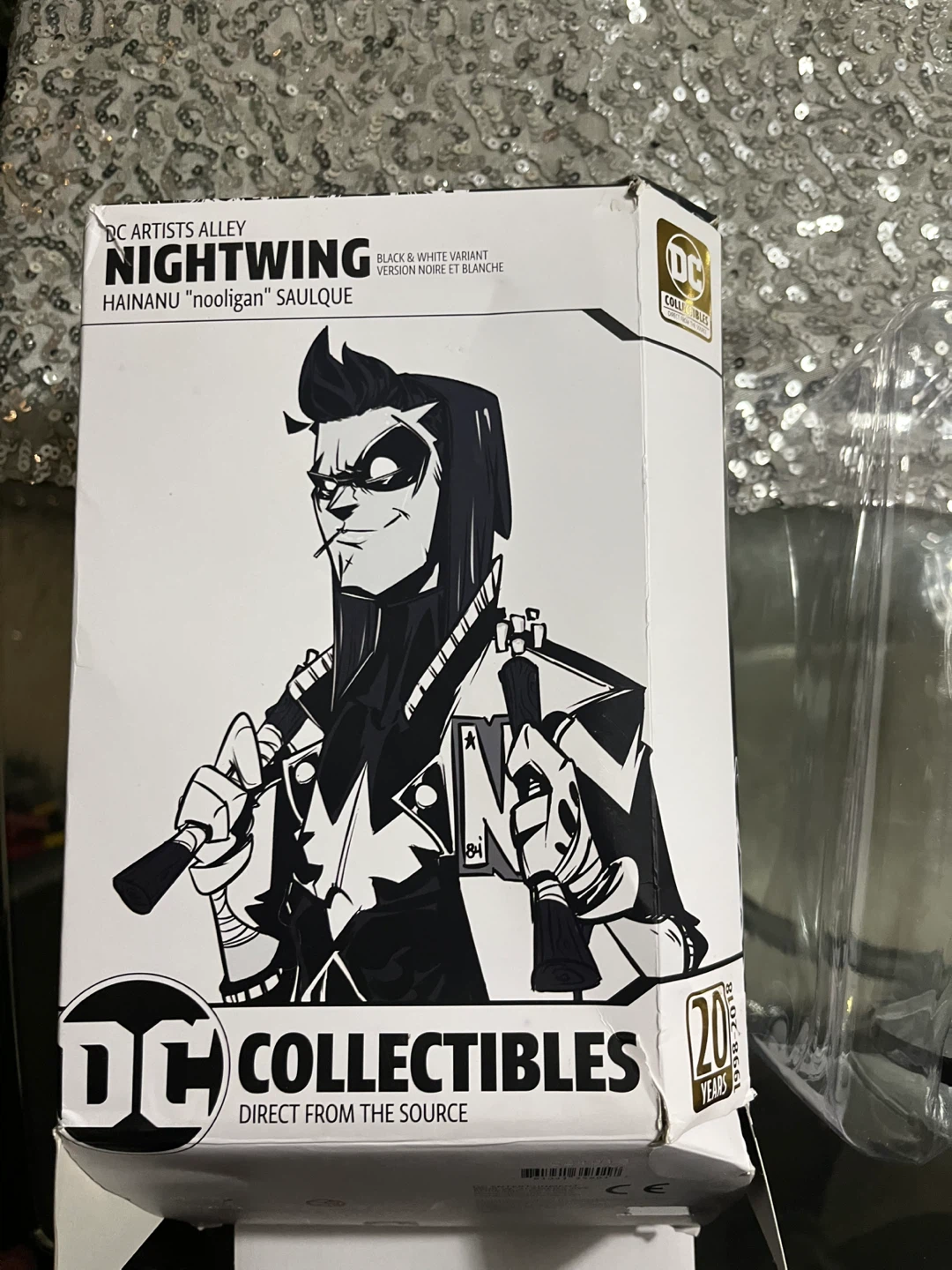 DC Collectibles Nightwing Artist Alley Figure - photo 5