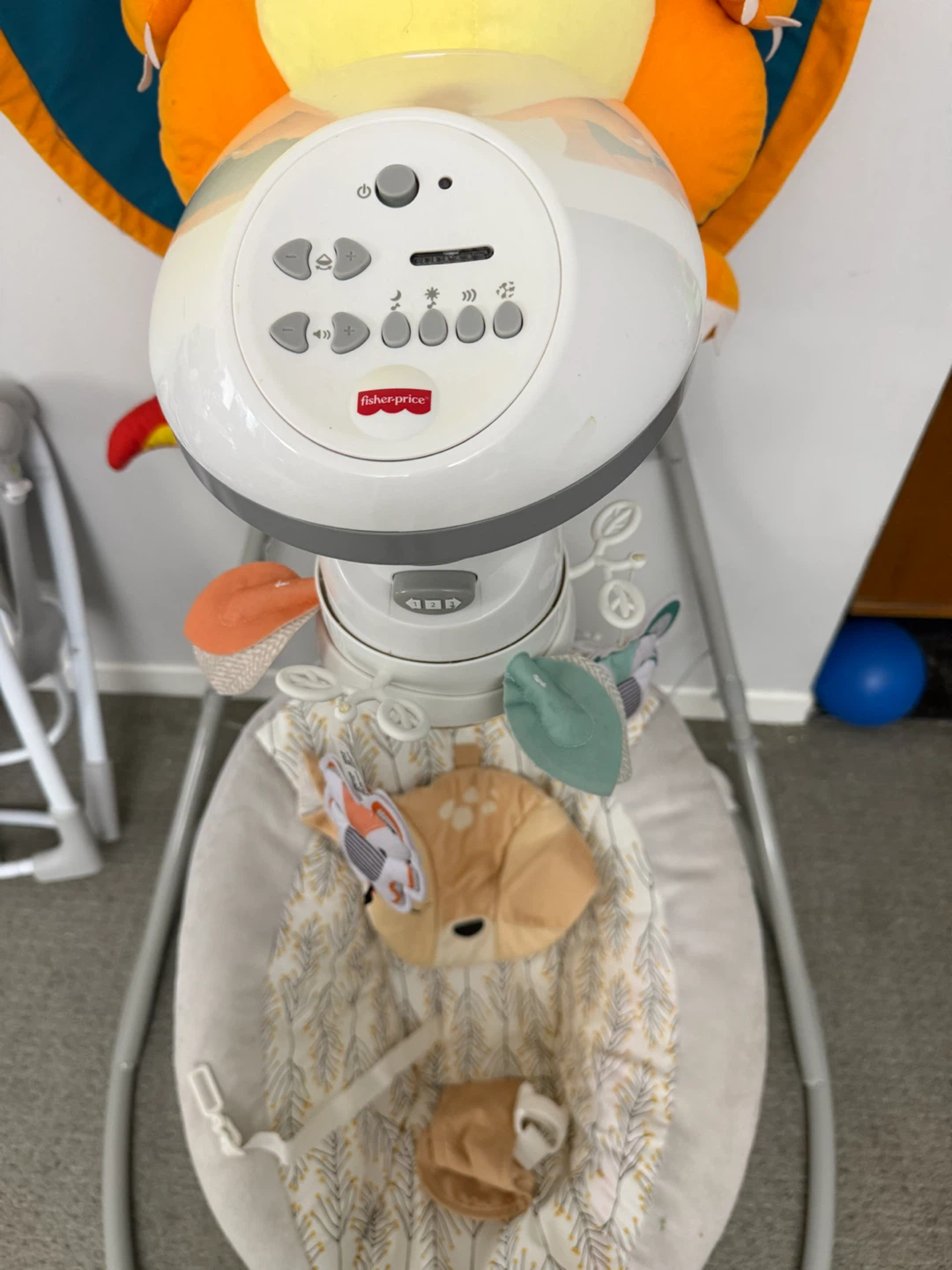 Fisher-Price Baby Swing - photo 2