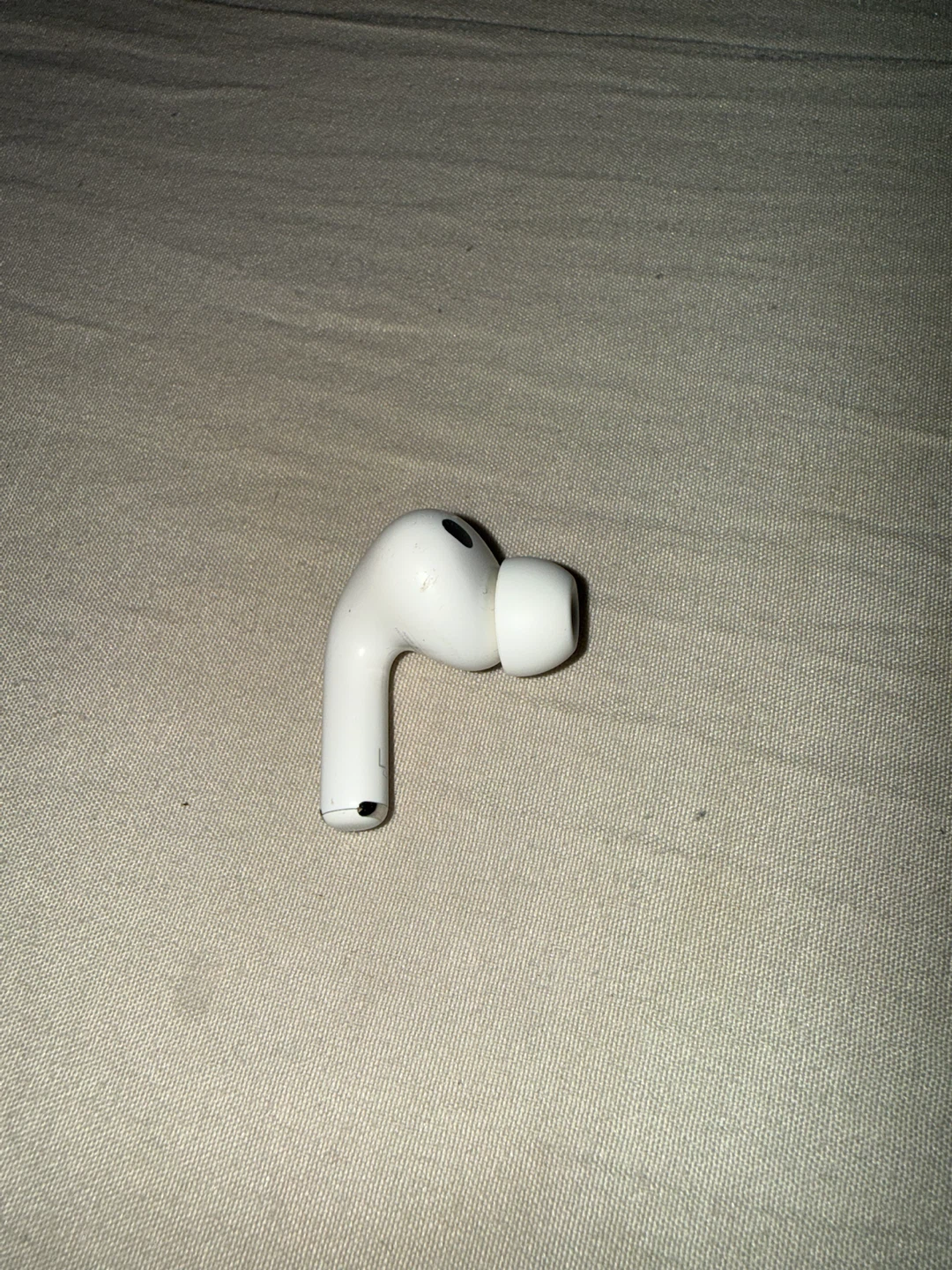 Apple AirPods Pro Earbud