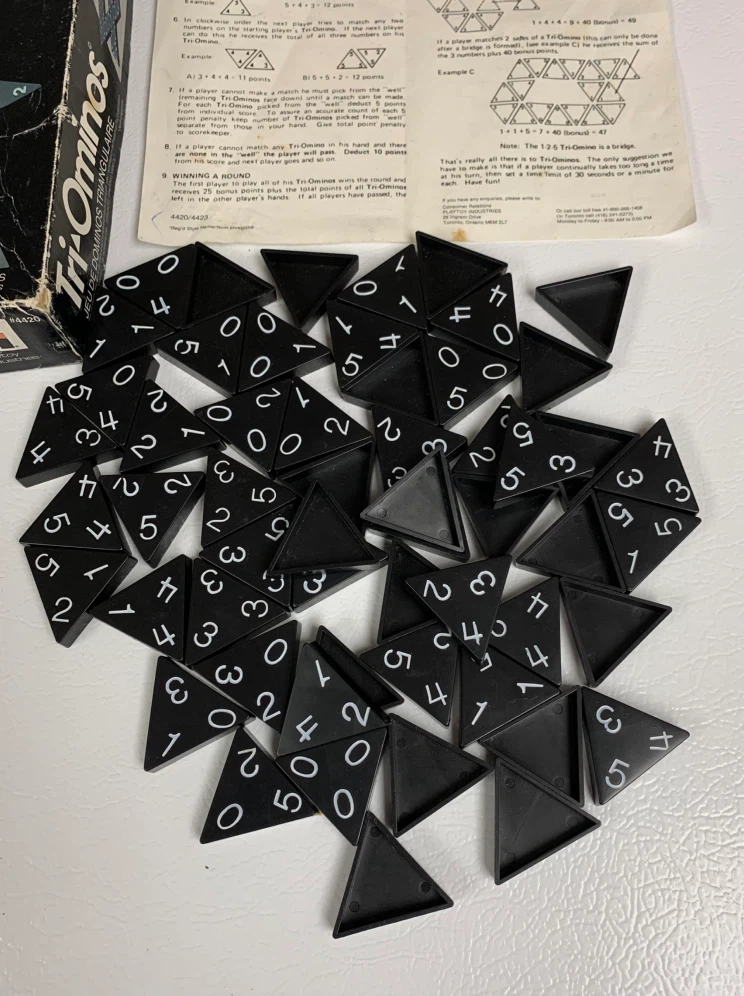 Tri-Ominos Triangular Domino Game - photo 3