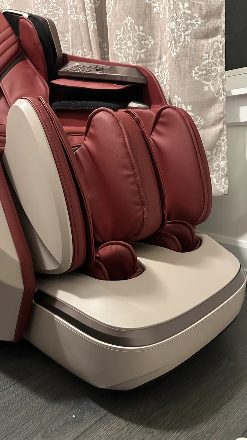 AI intelligent Osaka 4D massage chair - photo 5