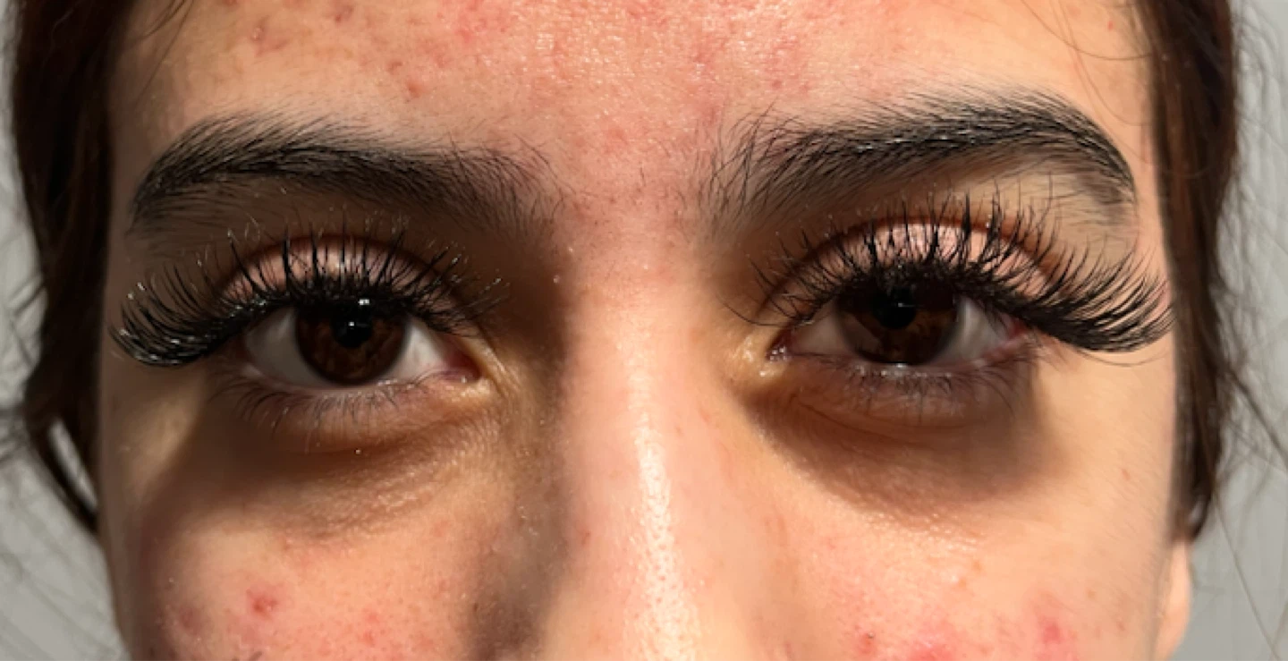 Professional Eyelash Extensions Service